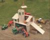 Ferme en bois avec tour