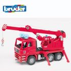 Man camion du feu avec son