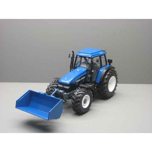New Holland - Tracteur 8360 / godet hydraulique 1:32