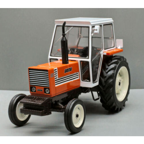 Fiat 880 2x4 - Tracteur - 1:32 Fiat 880 2x4 - Tracteur - 1:32