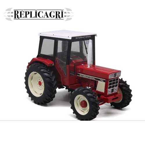 Case IH 743 traktor