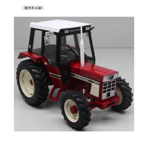 Tracteur IH 743S