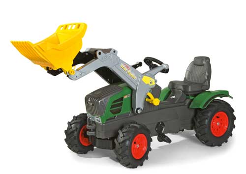 Fendt 211 - Traktor mit Lader + Luftbereifung