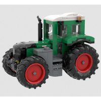 Fendt Vario 620 - Tracteur à construire239 pièces - 9.0 x 10.1 x 14 cmAge conseillé dès 8 ans